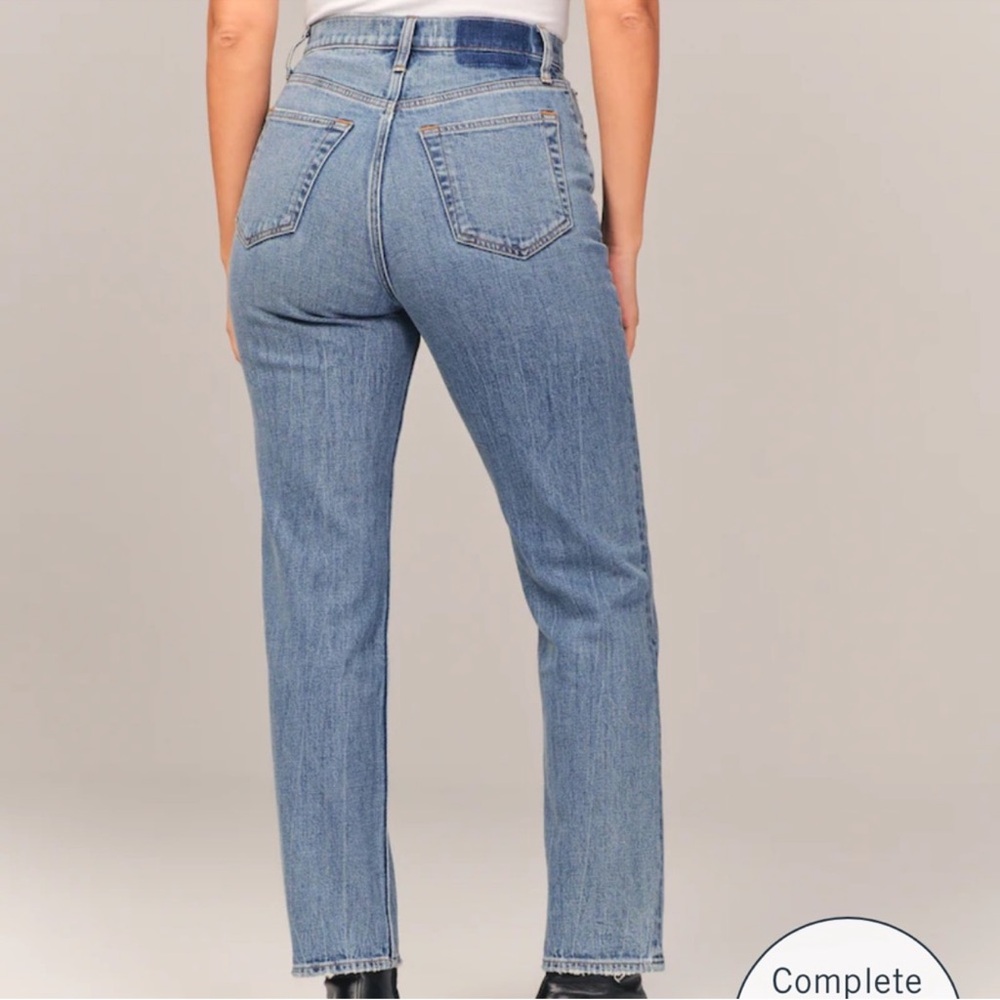 Abercrombie & Fitch The Ankle Straight Ultra High Rise - Picture 2 of 10